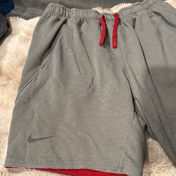 Nike Boston Red Soxs Men's Gray and Red Athletic Shorts - Picture 3 of 5